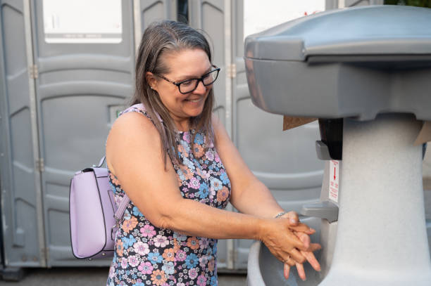 Best Wedding porta potty rental  in Waukegan, IL